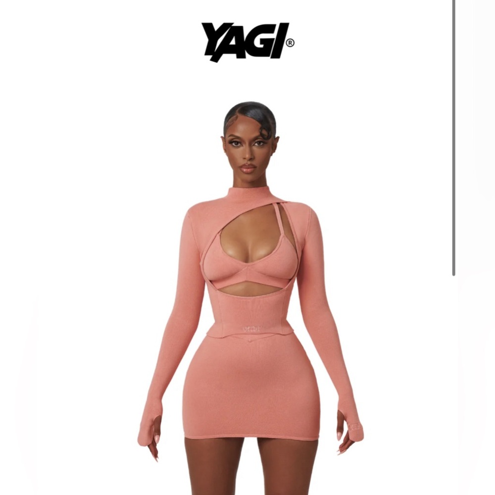 YAGI World Wide Top BNWT